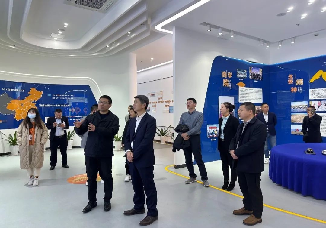 誠鑫實意助經(jīng)營 勇毅沖刺開門紅|朱正華帶領北汽金融團隊深入一線把脈市場 誠鑫實意助經(jīng)營 勇毅沖刺開門紅|朱正華帶領北汽金融團隊深入一線把脈市場